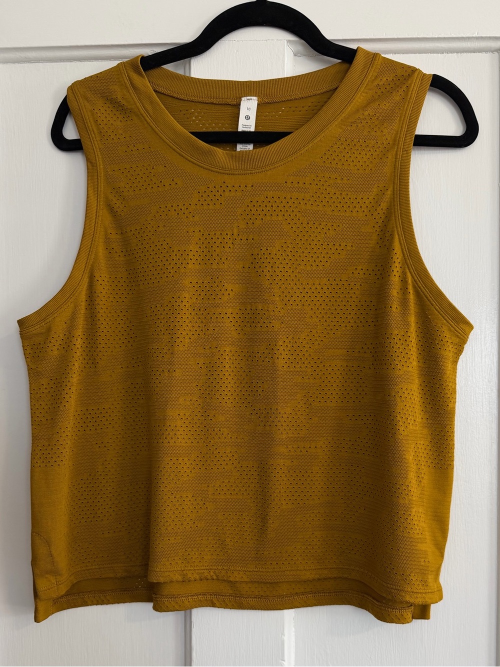 Lululemon Train to Be Tank Top Size 10 - Picture 2 of 11